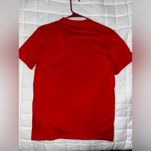 Calvin Klein Tee - Picture 4 of 4